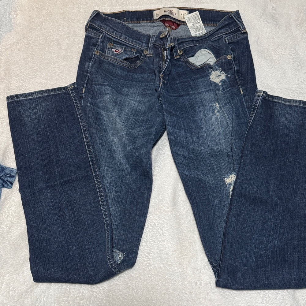 Hollister Women's Dark Blue Straight Leg Jeans